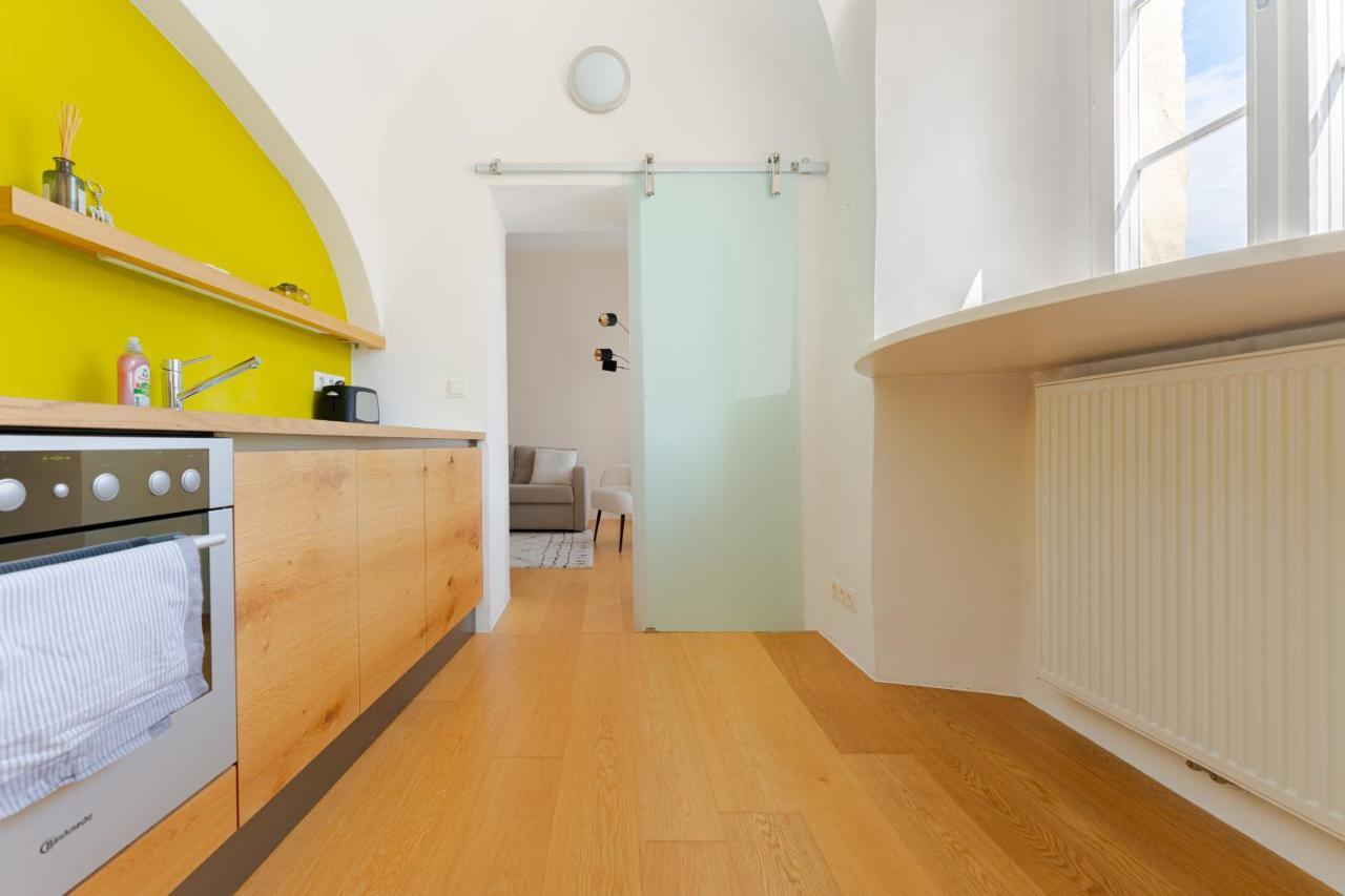 Cozy-City Appartement 多瑙河畔克雷姆斯 外观 照片